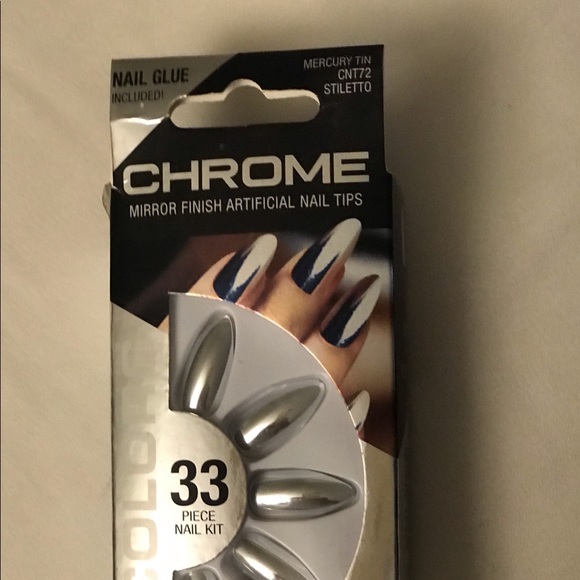 chrome LA Colors Mirror Finish Nails - Picture 1 of 8